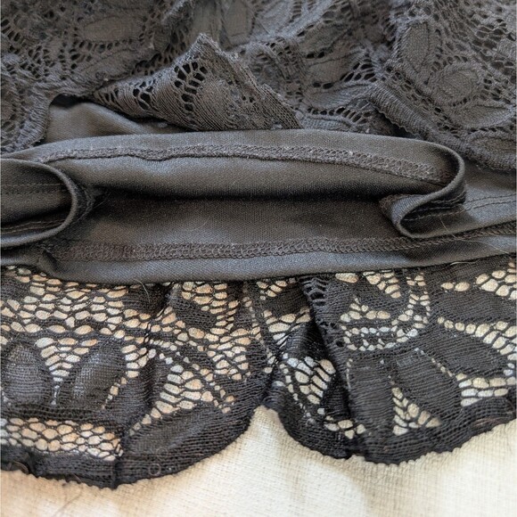 Xhilaration Women's Size M Black Lace Lined Skirt Whimsy Goth Dark Fairy Witch - Picture 15 of 16